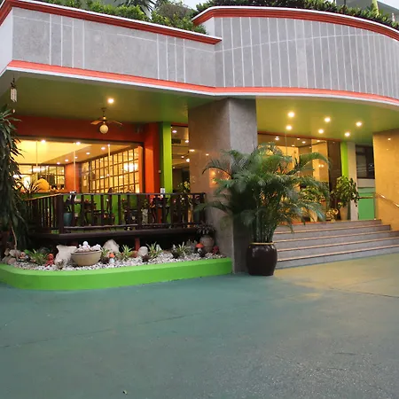 Yellow Ribbon Hills Boutique Suites