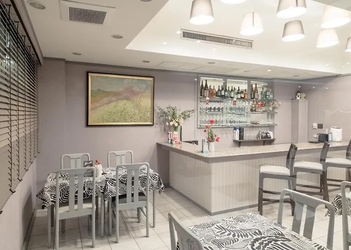 Yellow Ribbon Hills Boutique Апарт-отель Бангкок