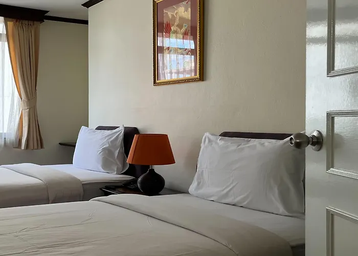 Апарт-отель Yellow Ribbon Hills Boutique 3*
